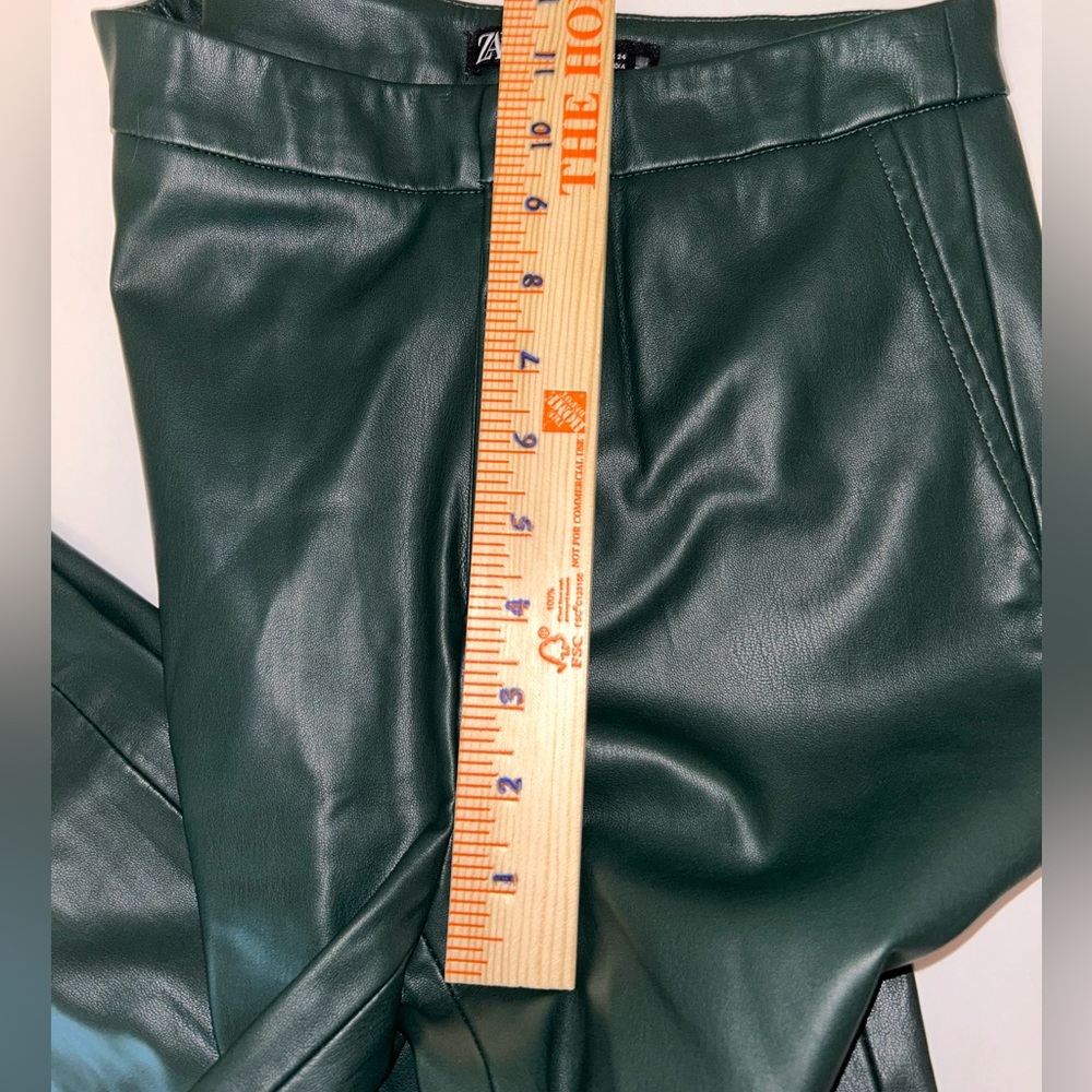 ZARA forest green faux leather straight leg side zip ankle leggings sz XS - Picture 7 of 9